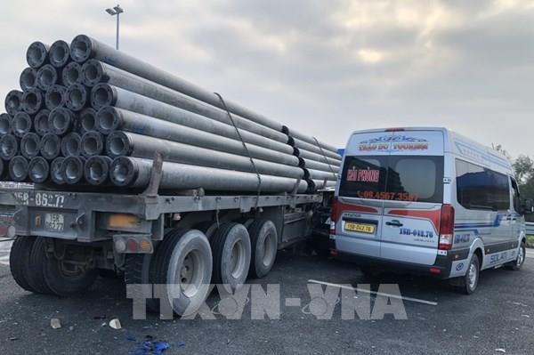 Quảng Ninh: Xe đầu kéo gây tai nạn liên hoàn trên cao tốc Hạ Long – Hải Phòng