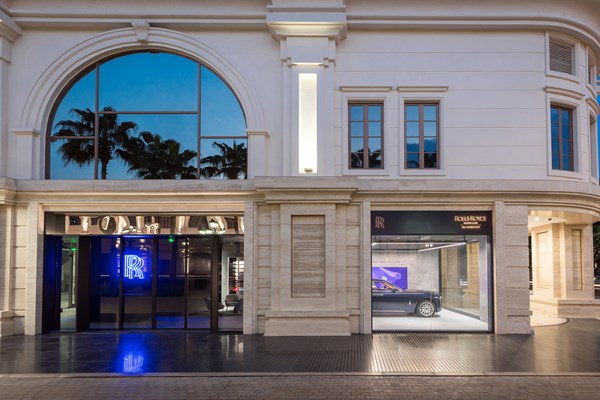 Rolls-Royce Motor Cars Tp. Hồ Chí Minh khai trương Boutique Showroom đầu tiên