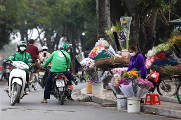 Dịch COVID-19 khiến thị trường hoa tươi cho ngày 20/11 trầm lắng