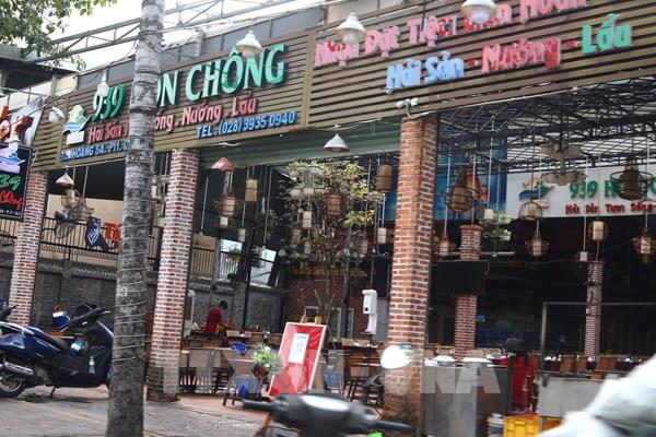 Tp Hồ Chí Minh: Nhiều nơi chưa tuân thủ nghiêm quy định phòng dịch khi mở lại hoạt động