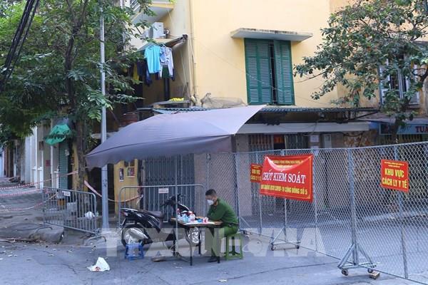 Ngày 21/11, Hà Nội có 100 ca COVID-19 tại cộng đồng, ba xã, phường ở cấp độ 3