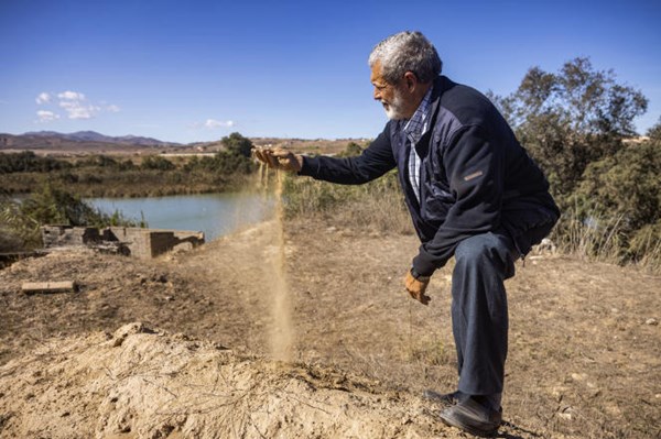 Khi dòng sông không còn đổ ra biển