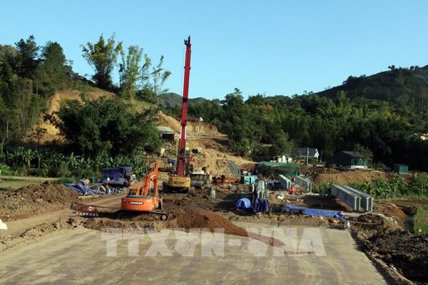 Sơn La kiến nghị điều chỉnh 4 vị trí nút giao tuyến tránh thành phố Sơn La