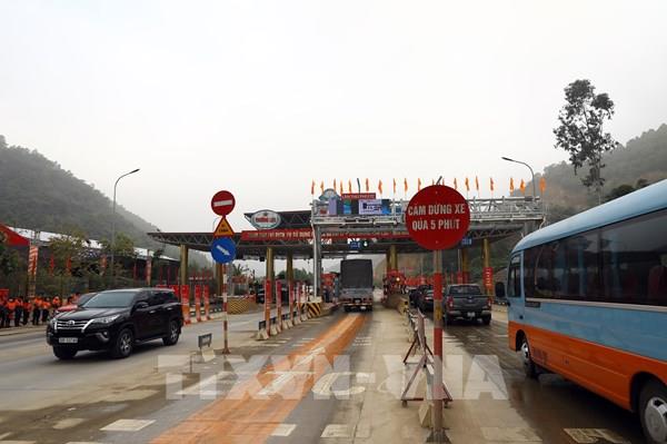 Đến tháng 6/2022 đạt tối thiểu 90% phương tiện dán thẻ sử dụng dịch vụ thu phí không dừng