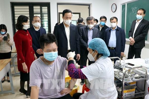 Ngày đầu tiên Hải Dương tiêm vaccine phòng COVID-19 cho trẻ từ 12 đến 17 tuổi