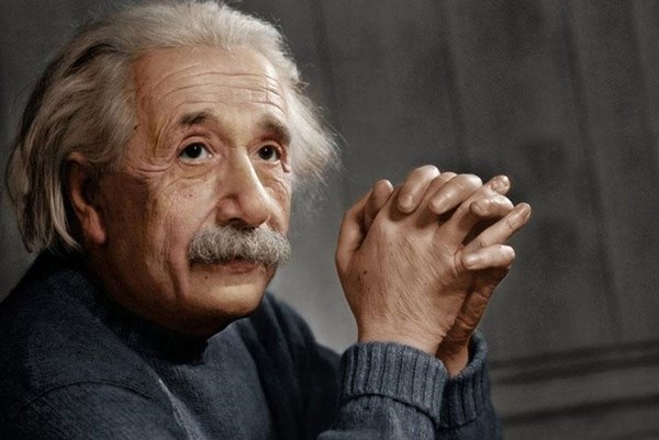 Đấu giá bản thảo quý hiếm của Albert Einstein