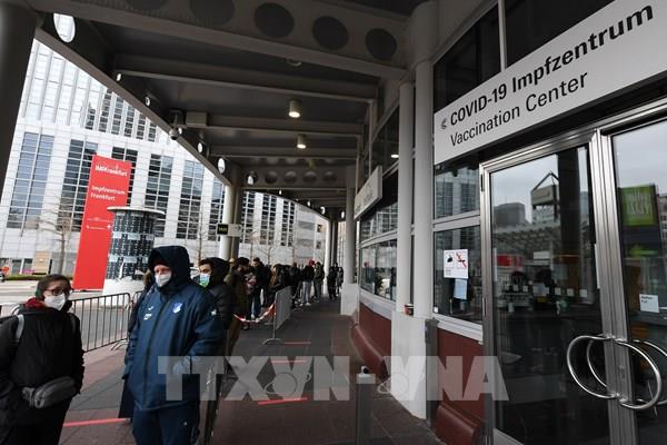 Số ca mắc mới COVID-19 ở Đức tăng cao kỷ lục