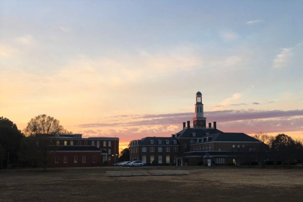 Nhiều trường đại học tại Mỹ có nguy cơ phá sản