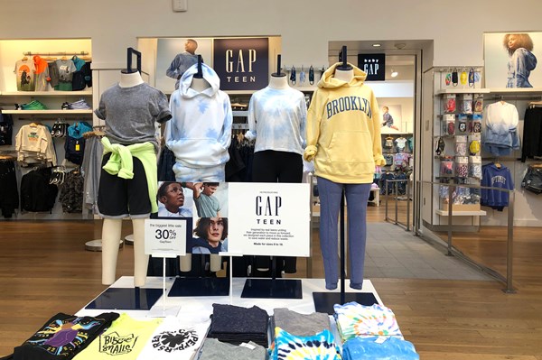 GAP hạ dự báo kết quả kinh doanh cả năm