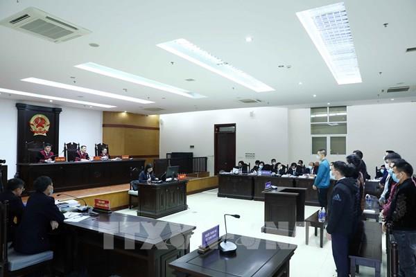 Vụ giúp Công ty Nhật Cường trúng thầu: Ba bị cáo nộp 3,8 tỷ đồng tại tòa