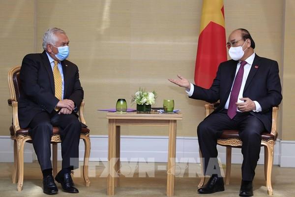 Chủ tịch nước Nguyễn Xuân Phúc tiếp Bộ trưởng Y tế Chile