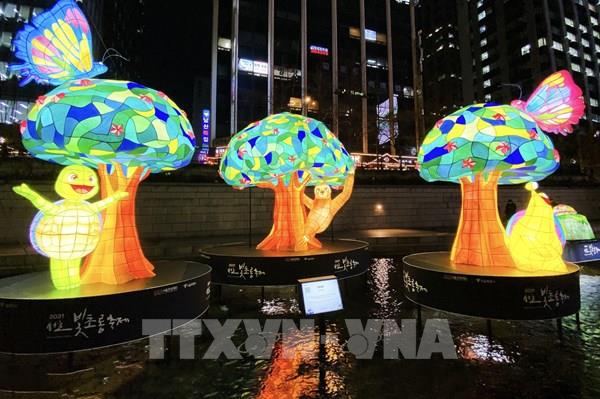 Rực rỡ Lễ hội đèn lồng Seoul 2021