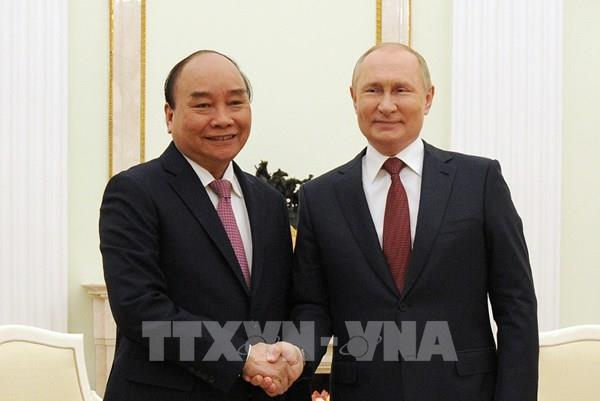 Chủ tịch nước Nguyễn Xuân Phúc thăm LB Thụy Sĩ và LB Nga:  Thúc đẩy đổi mới sáng tạo, củng cố niềm tin chiến lược