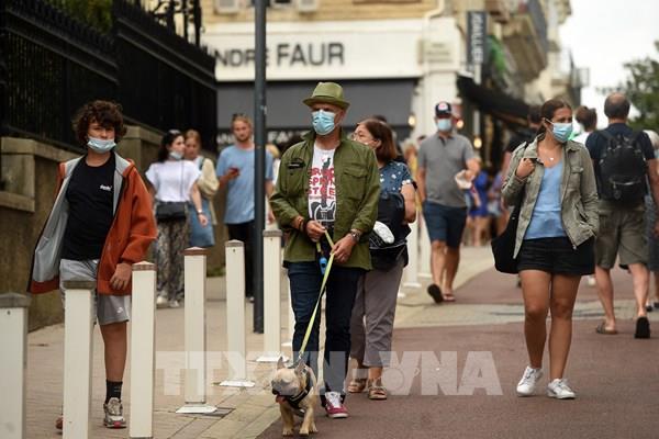 WHO: Cấm đi lại đại trà không thể ngăn biến thể Omicron lây lan