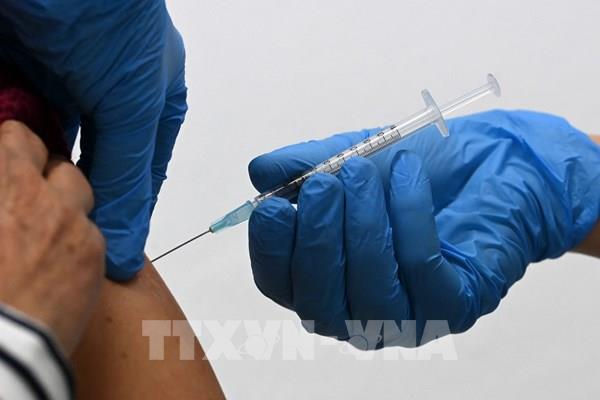 Hy hữu: Một người tiêm 10 liều vaccine phòng COVID-19 chỉ trong một ngày