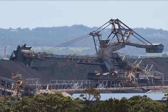 Trung Quốc tiếp tục mua than của Australia