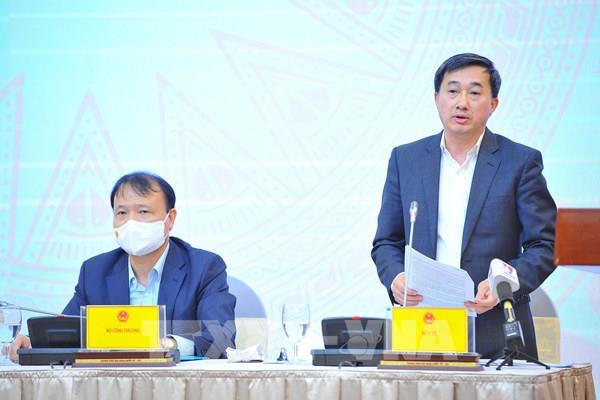 Thứ trưởng Bộ Y tế thông tin việc gia hạn các lô vaccine Pfizer