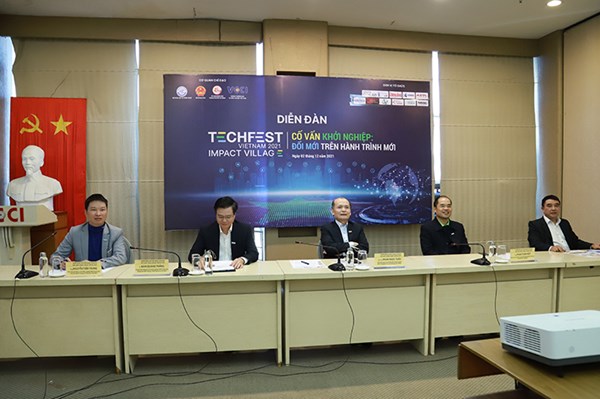 Cố vấn khởi nghiệp: Đổi mới trên hành trình mới