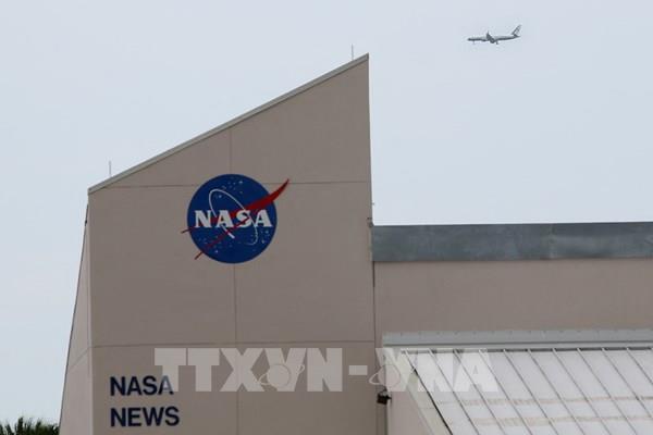 NASA phóng thành công 2 vệ tinh theo dõi bão