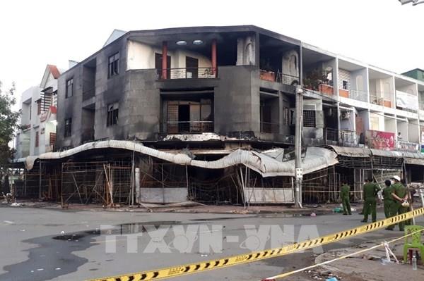 Cháy tiệm kinh doanh đồ may sẵn trong đêm, gia đình 4 người tử vong