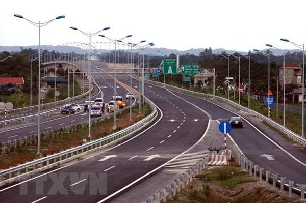 Thẩm định điều chỉnh báo cáo Dự án đường nối cao tốc Nội Bài - Lào Cai đến Sa Pa