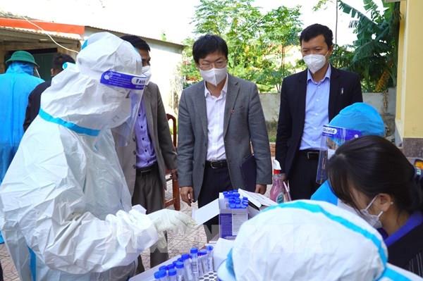 Ngày 8/12, 14.599 ca mắc COVID-19 mới, tăng 760 ca so với ngày trước đó