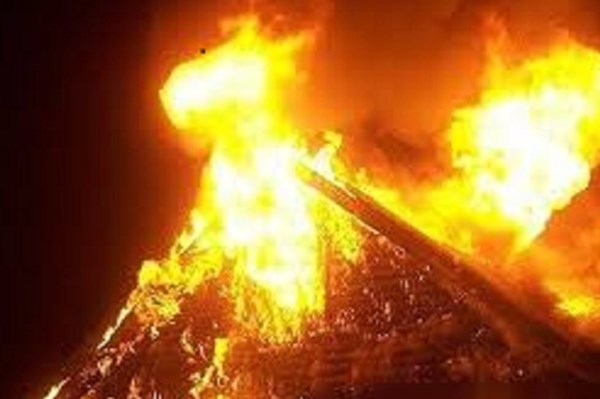 Cháy ở khu nhà tập thể, một người tử vong