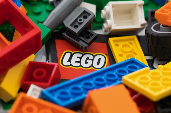 Lego-Không chỉ là những khối ghép