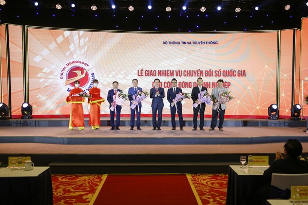 CMC được nhận giải thưởng Make in VietNam