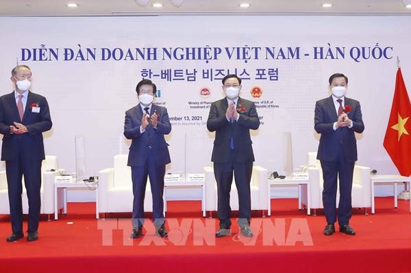 Chủ tịch Quốc hội Vương Đình Huệ dự Diễn đàn Doanh nghiệp Việt Nam – Hàn Quốc
