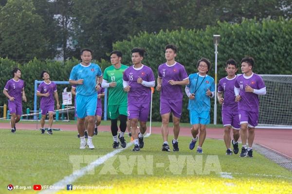 Danh sách chính thức 23 cầu thủ đăng kí thi đấu trận gặp Đội tuyển Indonesia