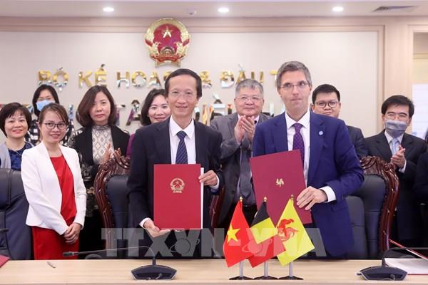 Việt Nam và Wallonie-Bruxelles thông qua 27 dự án hợp tác giai đoạn 2022-2024