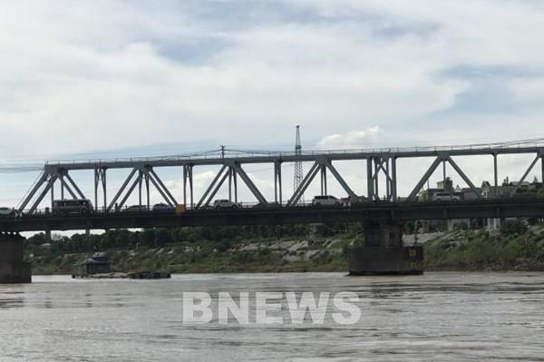 Mời thi tuyển thiết kế kiến trúc cầu đường bộ và đường sắt bắc qua sông Đuống