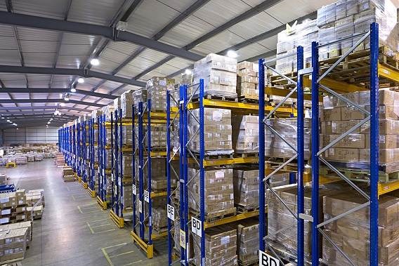 Gia hạn thời gian lưu giữ hàng hóa tại cửa hàng miễn thuế, kho ngoại quan