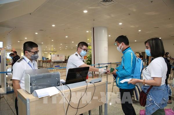 Quy định chính thức về điều kiện phòng dịch đối với người nhập cảnh Việt Nam
