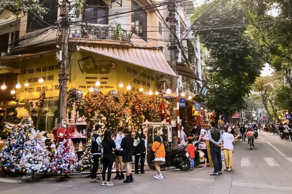 Những điểm vui chơi đêm Giáng sinh không thể bỏ lỡ tại Hà Nội
