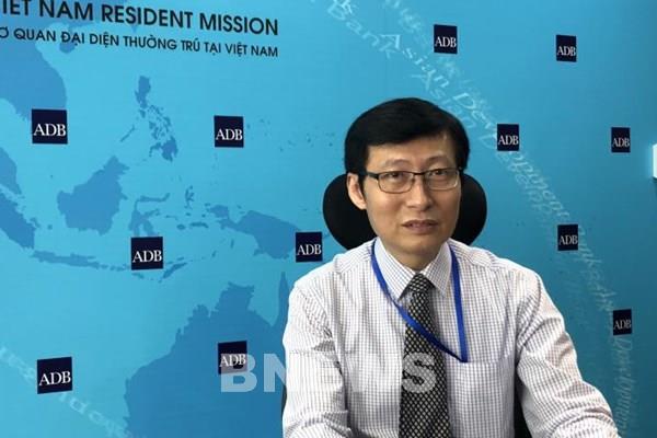 Chuyên gia ADB: Kinh tế Việt Nam năm 2022 phục hồi ấn tượng