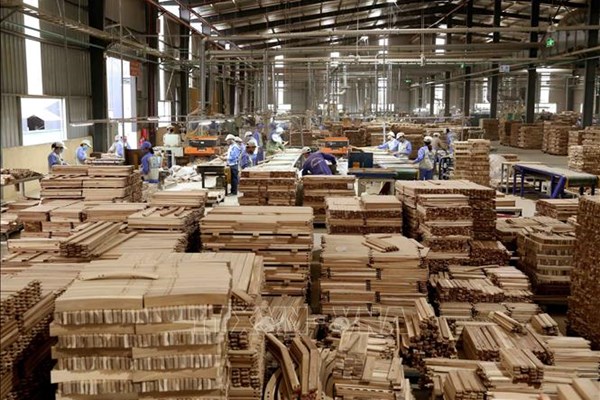 Tủ gỗ xuất khẩu có nguy cơ bị khởi xướng điều tra chống lẩn tránh thuế phòng vệ thương mại