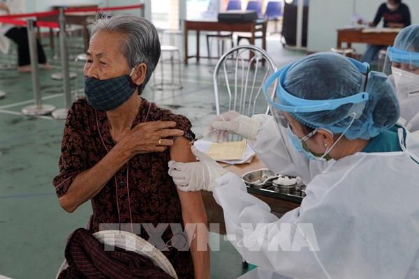 Điều chỉnh đối tượng trì hoãn tiêm vaccine phòng COVID-19