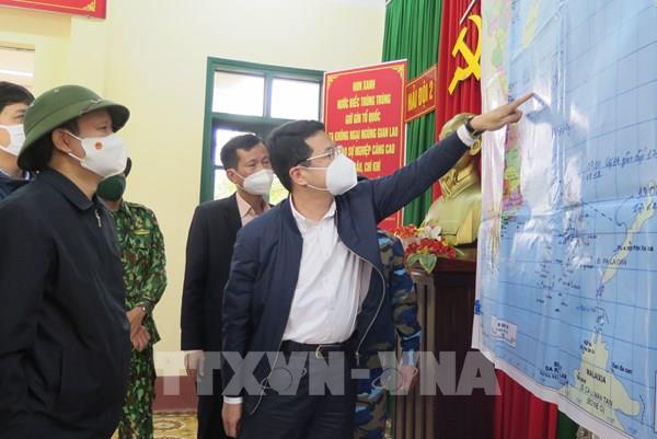 Bão số 9 mạnh thêm một cấp