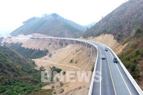 Giao thông năm 2021: Giải ngân mạnh đầu tư công - doanh nghiệp vận tải báo lỗ