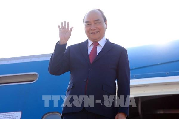 Chủ tịch nước Nguyễn Xuân Phúc đến Phnom Penh, bắt đầu thăm chính thức Vương quốc Campuchia