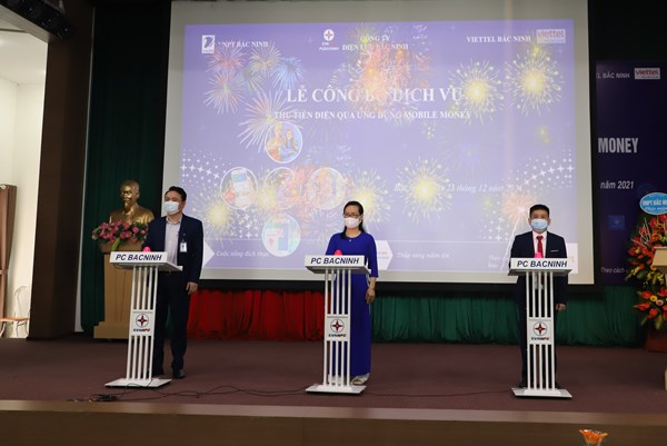 Không cần smartphone và internet vẫn có thể thanh toán tiền điện qua Mobile money