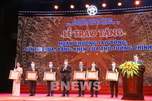 Tôn vinh gần 200 doanh nghiệp, doanh nhân Thăng Long 2021