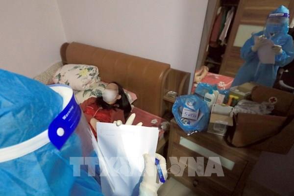 Hà Nội: Giải pháp nào để F0 điều trị tại nhà không chuyển nặng?