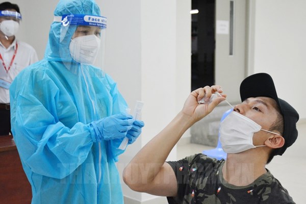 Hướng dẫn cách tự test nhanh COVID-19 tại nhà