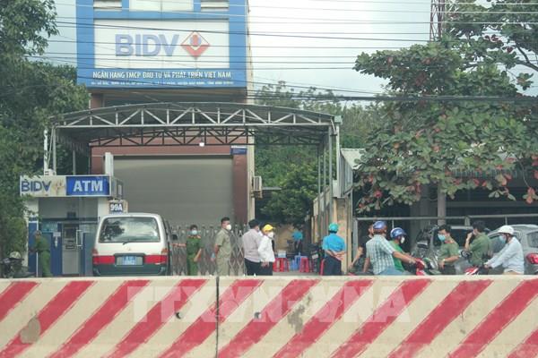Bình Dương: Bắt nghi phạm cướp ngân hàng gần 500 triệu đồng 