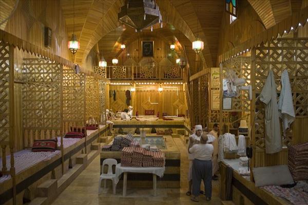 Dịch vụ tắm xông hơi ở phố cổ Aleppo (Syria) "vượng phát" nhờ khủng hoảng năng lượng