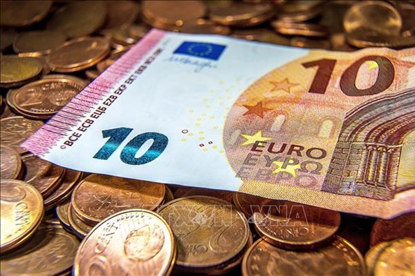 Italy tính loại yêu cầu chấp nhận thanh toán điện tử giao dịch dưới 30 euro