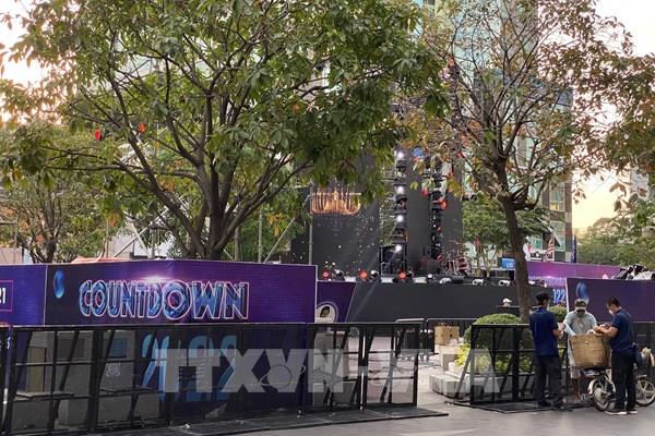 Tp Hồ Chí Minh: Đón năm mới trong không khí trầm lắng nhưng an toàn